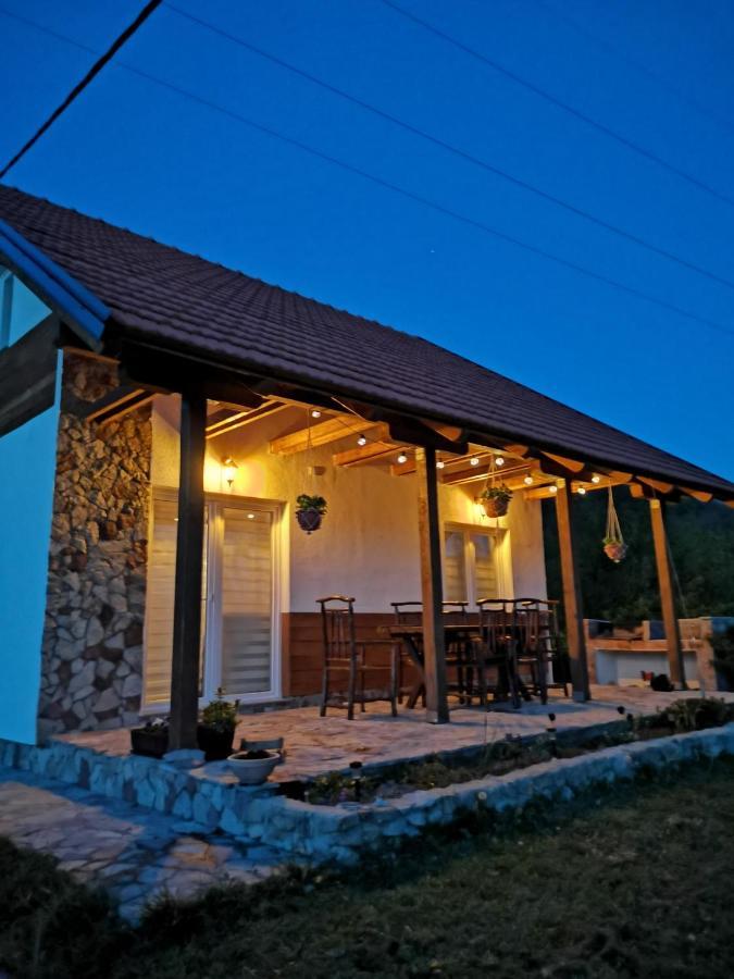 Nektar Park Villa Sara Bihać Екстериор снимка