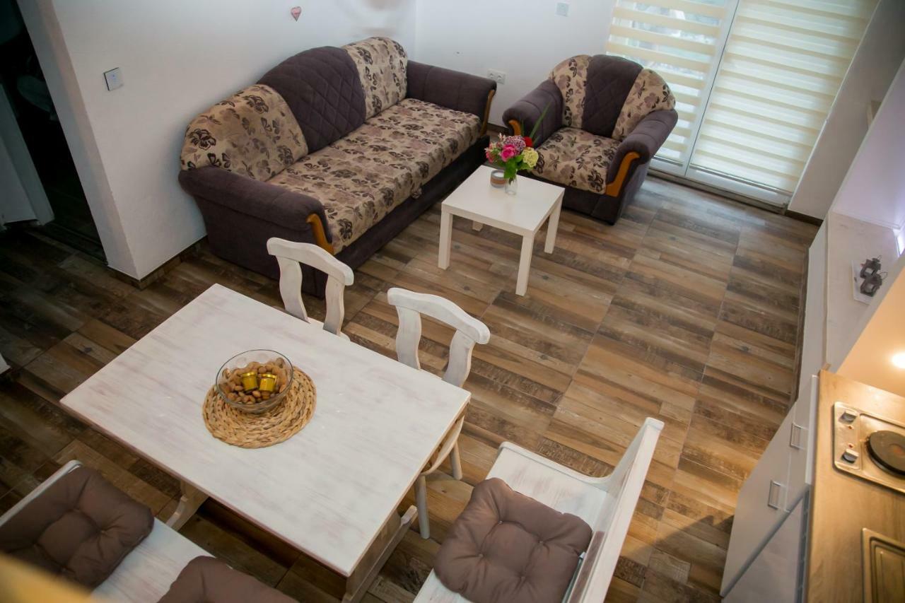 Nektar Park Villa Sara Bihać Екстериор снимка