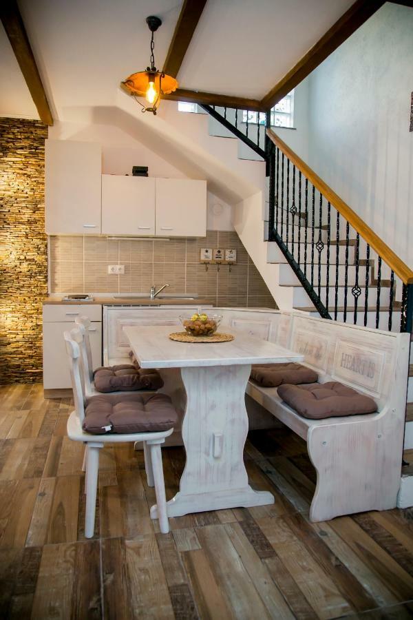 Nektar Park Villa Sara Bihać Екстериор снимка